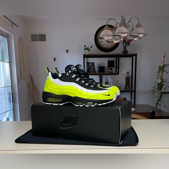 Nike Other - 🔥Nike Air Max 95🔥